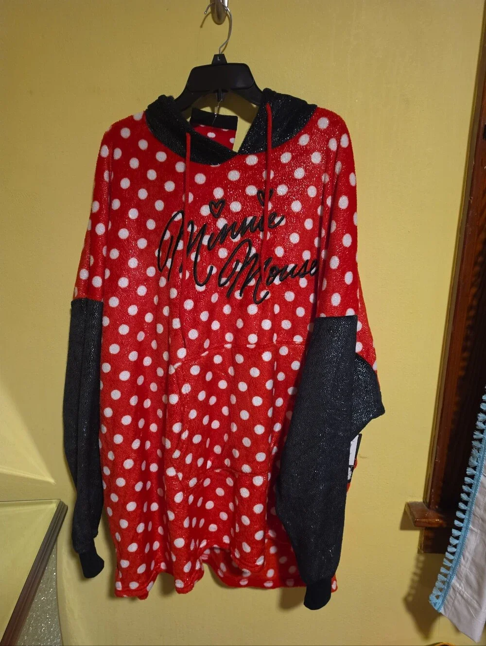 NWT Women's Size Large Minnie Mouse Hooded Oversized Lounge Sweatshirt Costume